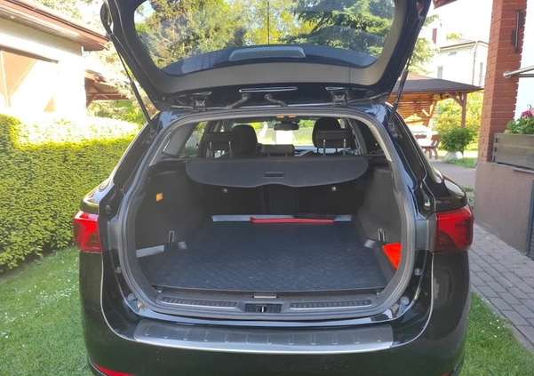 Toyota Avensis cena 59500 przebieg: 156000, rok produkcji 2017 z Gorlice małe 67